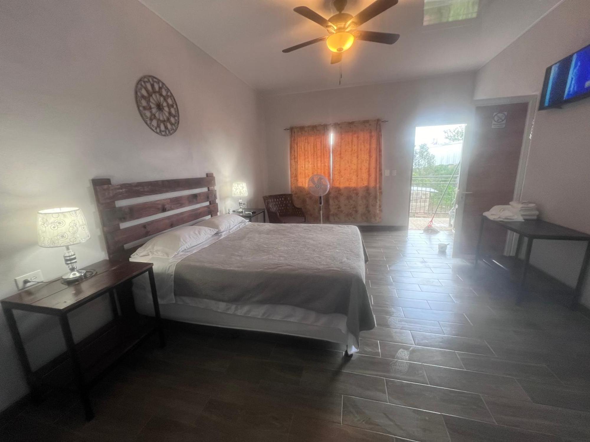Wally'S Place Estelí Dış mekan fotoğraf